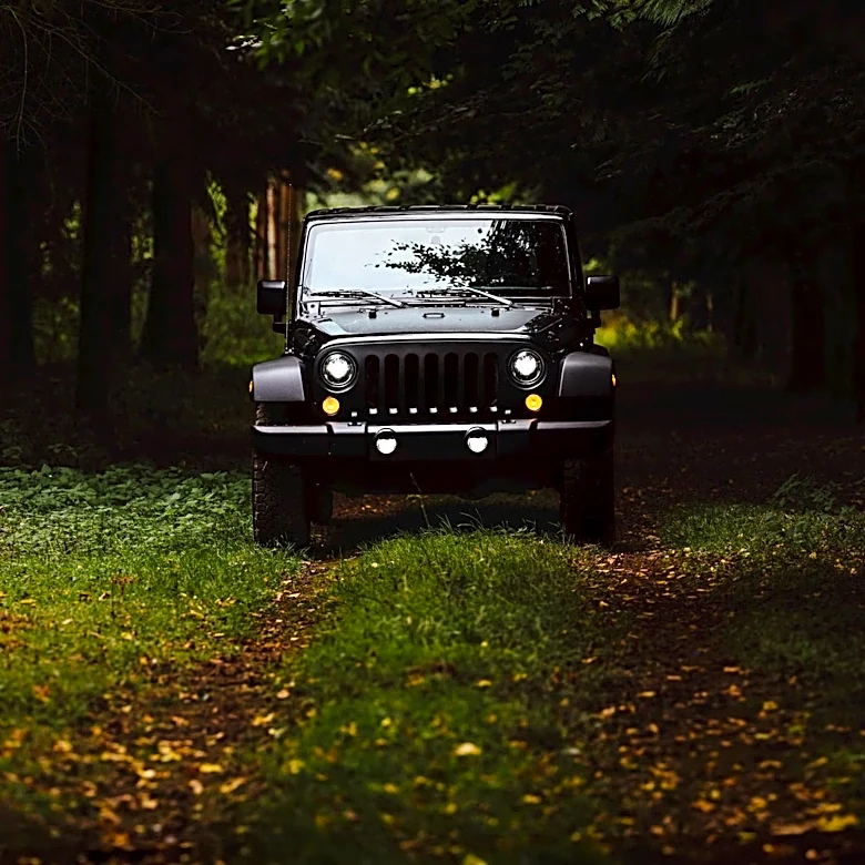 LEGO Releases Jurassic Park Jeep Wrangler Set for Adult Enthusiasts