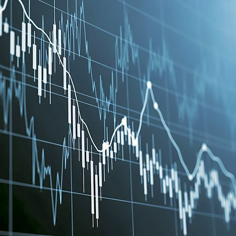 Nasdaq and S 500 Futures Decline Amid Rising Inflation Concerns