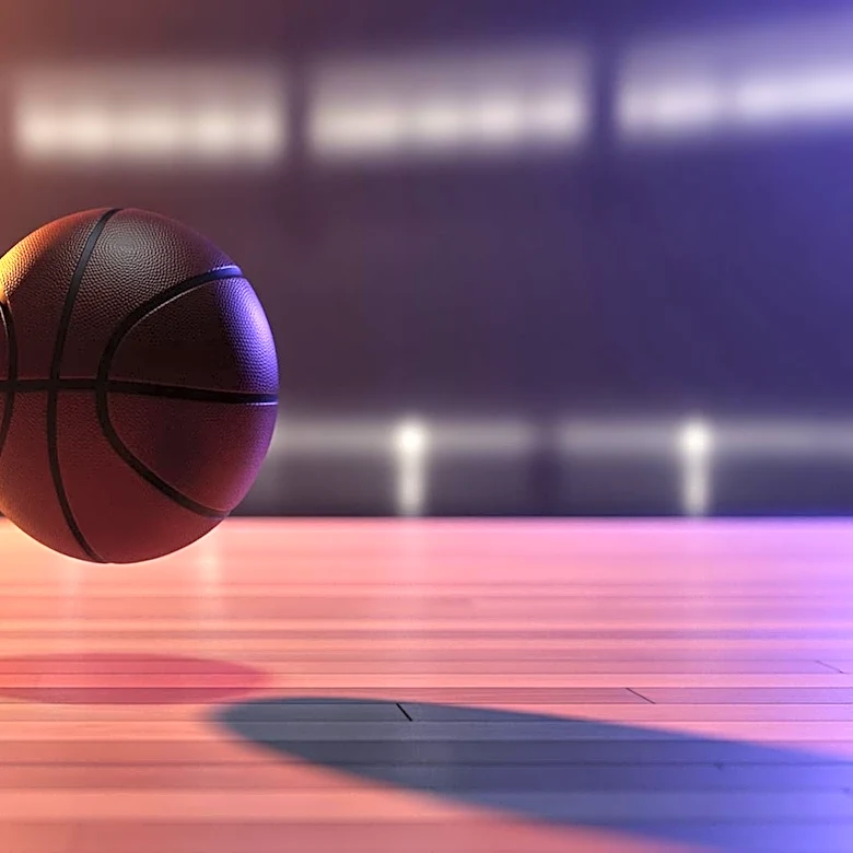 Phoenix Mercury Overcome Chicago Sky in Close WNBA Match