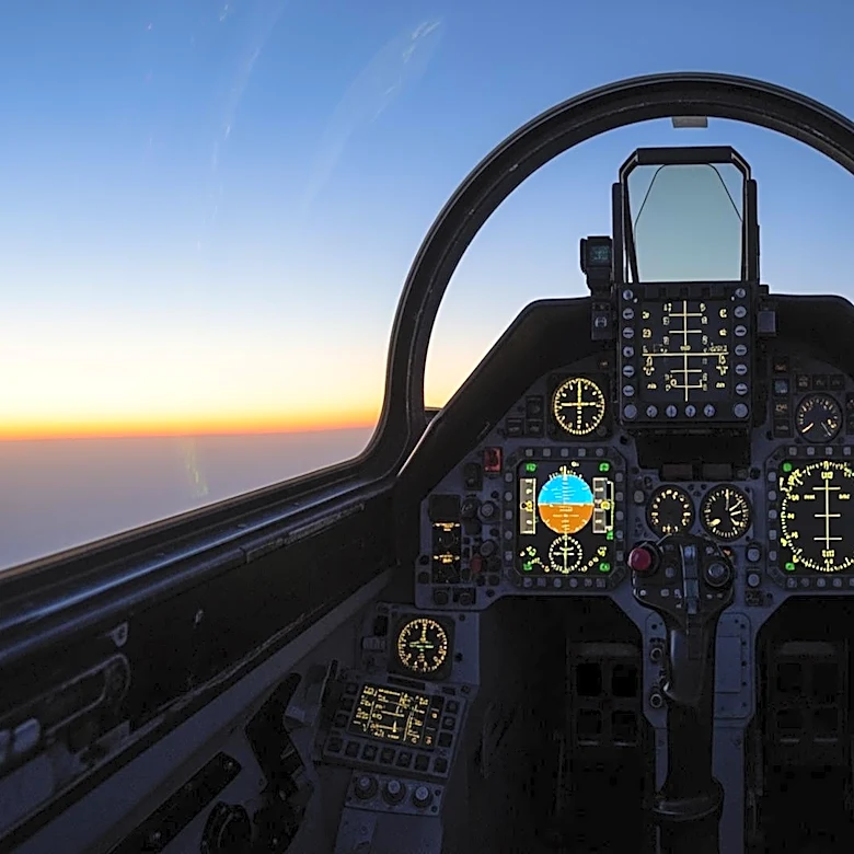 Tom Cruise's Jet Ride Experience Solidifies His Role in 'Top Gun'