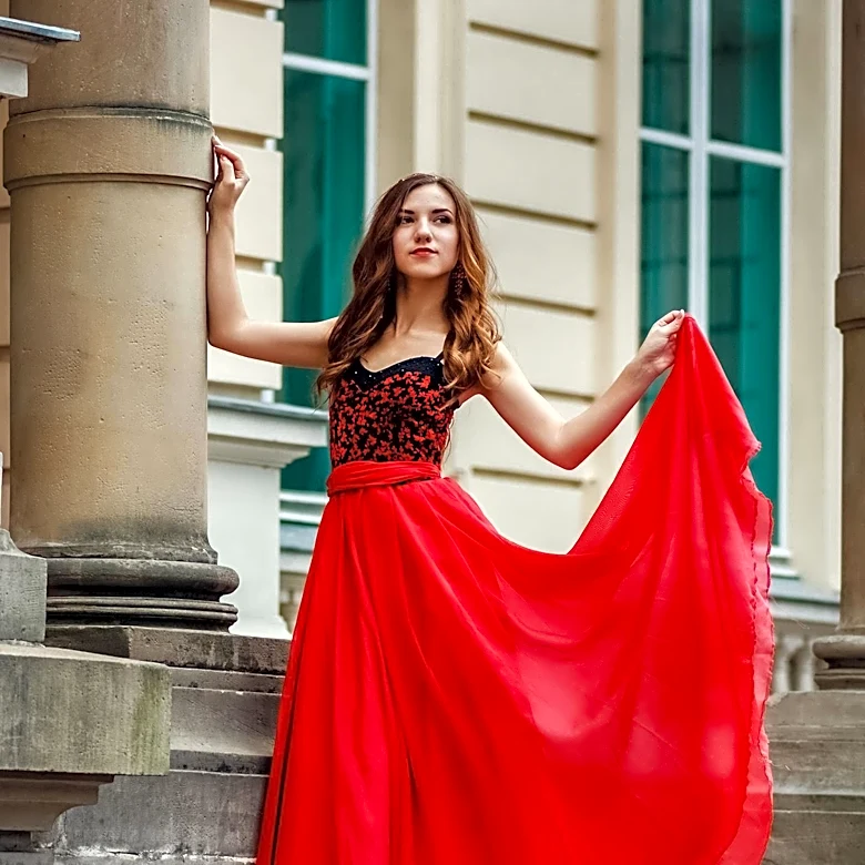 High School Senior Attends Prom Hours After Emergency Appendectomy