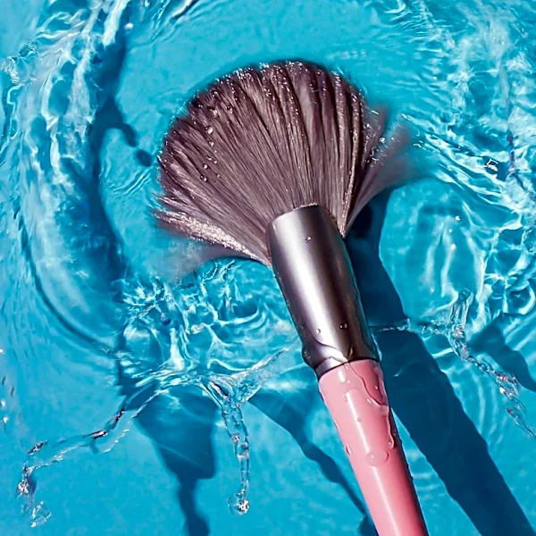 Makeup Artists Share Tips for Sweat-Proof Makeup in Summer Heat