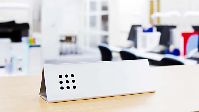 Dory Sign Offers Simple E Ink Smart Screen for Effective Communication
