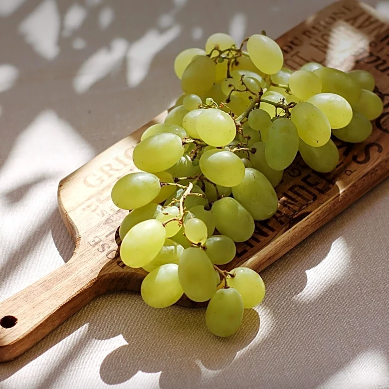 Research Highlights Grapes' Role in Enhancing Skin Protection Against UV Radiation