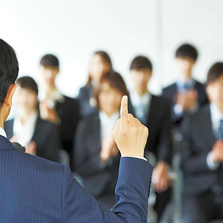 College Graduates Express Frustration Over AI-Focused Commencement Speeches