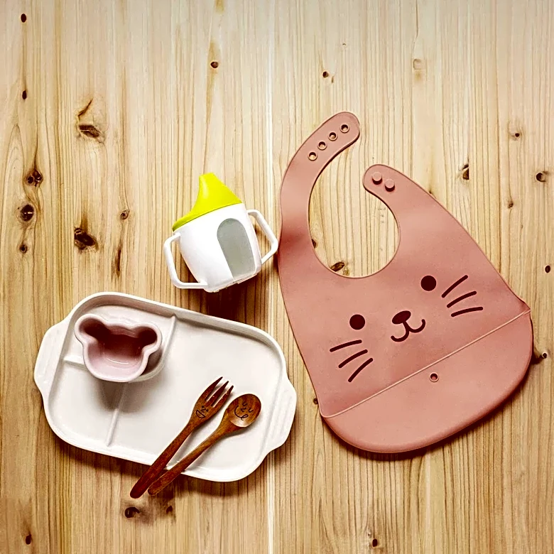 Wearabowl Launches First Wearable Snack Bowl for Toddlers