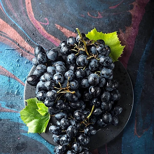 Daily Grape Consumption Linked to Enhanced Skin Protection