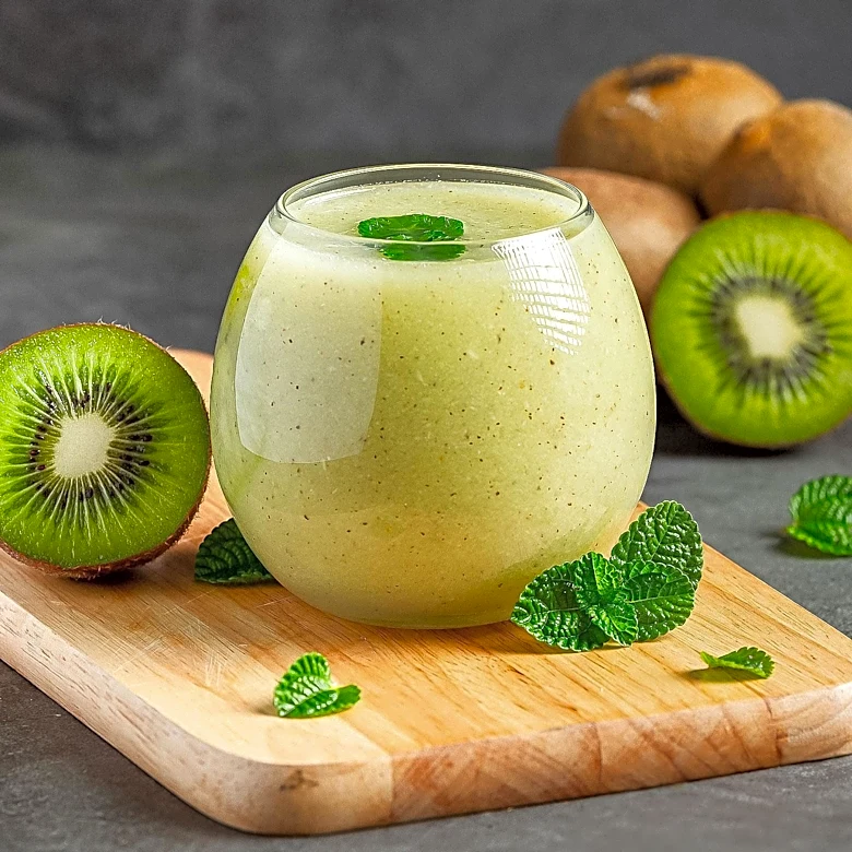 Experts Recommend Eating Two Kiwis a Day for Improved Digestion and Mood