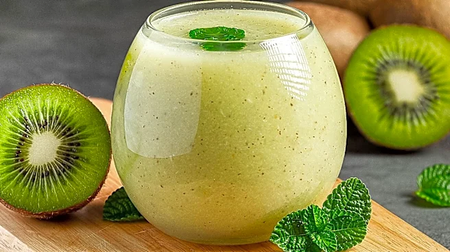 Experts Recommend Eating Two Kiwis a Day for Improved Digestion and Mood