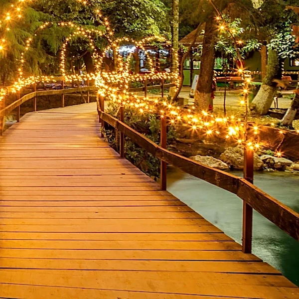 Spruce Street Harbor Park Reopens in Philadelphia for Memorial Day Weekend