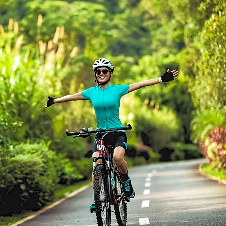 Cycling Gains Popularity Among Women, Boosting Health and Confidence