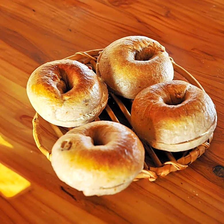 Proposed Additive Ban Could Transform New York's Iconic Pizza and Bagels