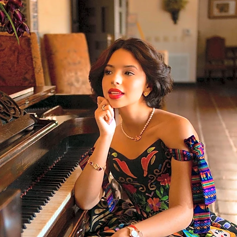 Payam Method Revolutionizes Piano Education with Emphasis on Joy and Personalization