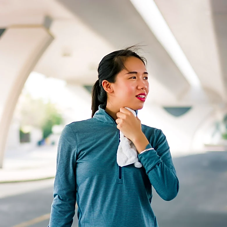 Cooling Neck Wraps Offer Relief in Extreme Heat Conditions