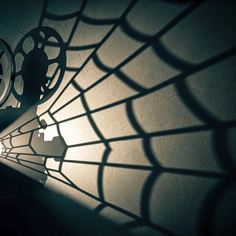 Spider-Noir Episode 1 Draws Comparisons to Past Superhero Film Failures