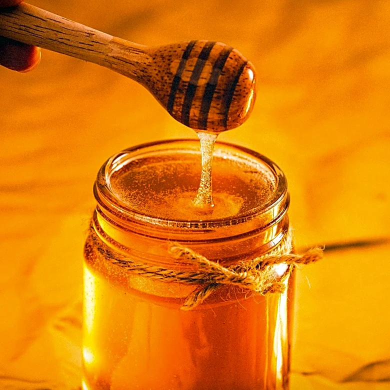 Exploring the Health Implications of Sugar, Honey, and Artificial Sweeteners