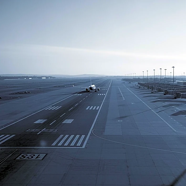 Middle East Conflict Leads to First Global Airline Demand Reduction Since Covid Recovery