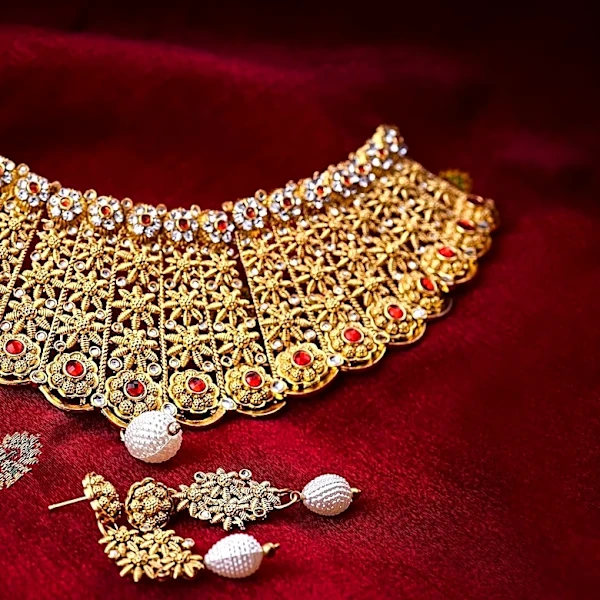 Quince's Bridal Jewelry Collection Emphasizes Craftsmanship and Longevity