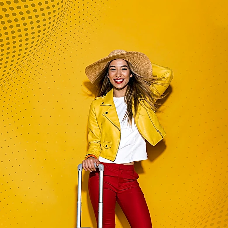 Women's Travel Clothes: Comfort and Style for Long Journeys