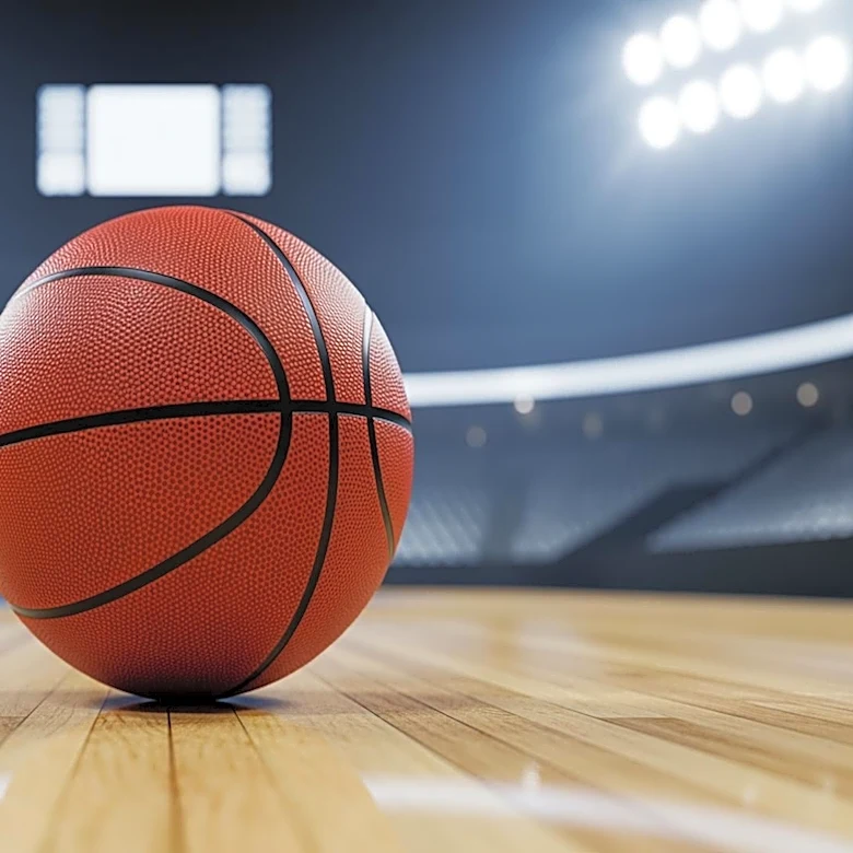 Los Angeles Sparks Triumph Over Washington Mystics in Close WNBA Match