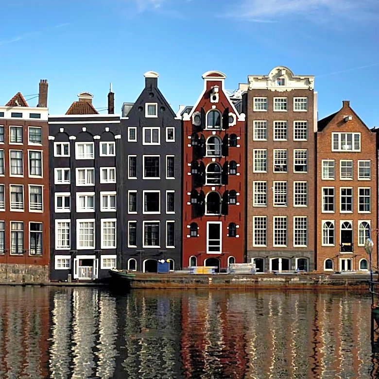 U.S. Cities Offer European Experience Amid Travel Challenges
