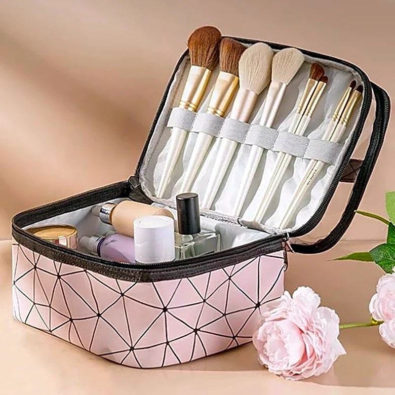 Bagsmart's Hanging Toiletry Bag Discounted on Amazon, Offers Space-Saving Solution