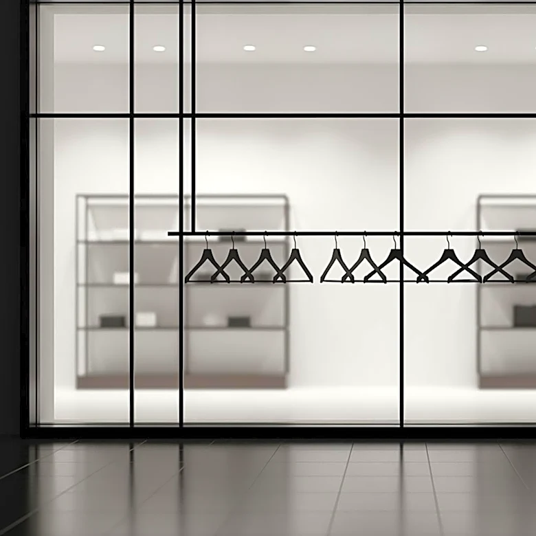Leading Labels to Close All Stores Following Liquidation, Impacting Discount Fashion Market