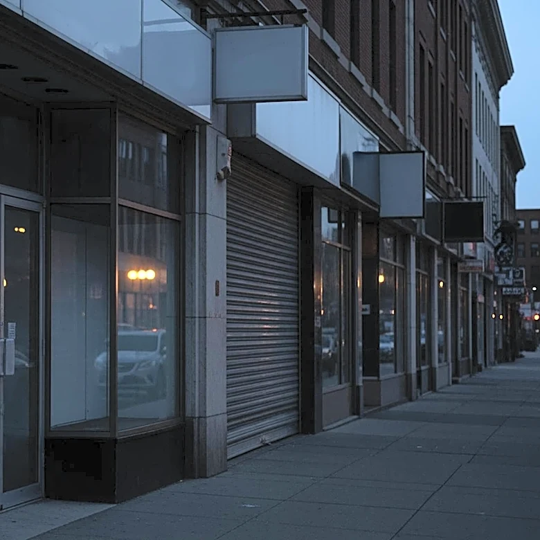 New York City Faces Persistent Storefront Vacancies Post-COVID