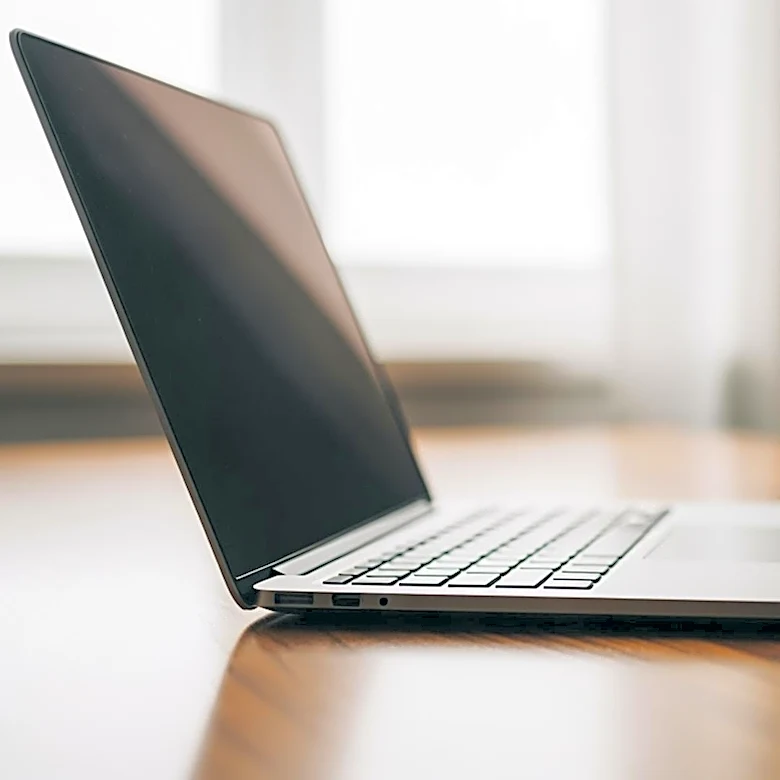 Harvard Professor Highlights Career Risks of Remote Work for Gen Z