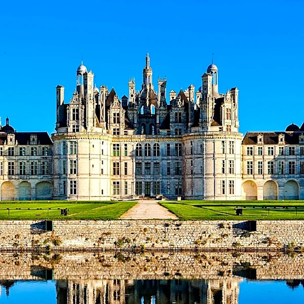 Millennials and Gen Z Opt for French Castles for Milestone Birthdays, Reflecting Shift in Celebration Trends