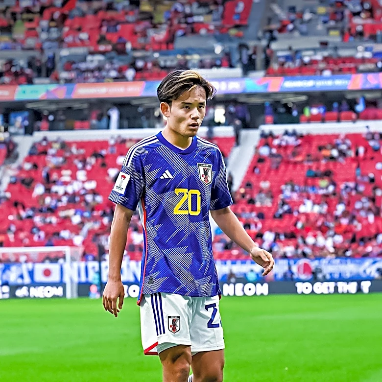 Japanese World Cup Fans' Viral Reaction to Texas Highlights Cultural Exchange