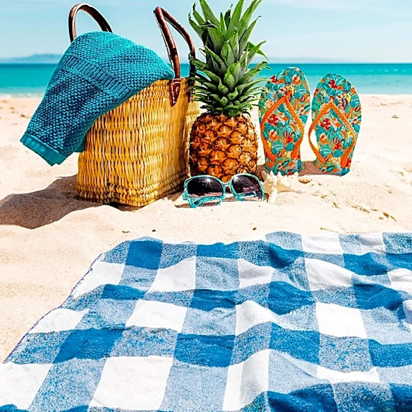 Organizing Tips for Transforming Chaotic Pool Bags into Lifesavers