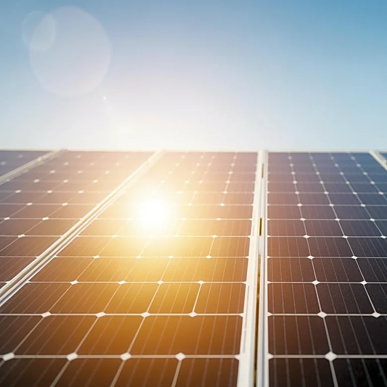 CRISIL Predicts Local Solar Cells to Meet Half of Demand by FY 2027