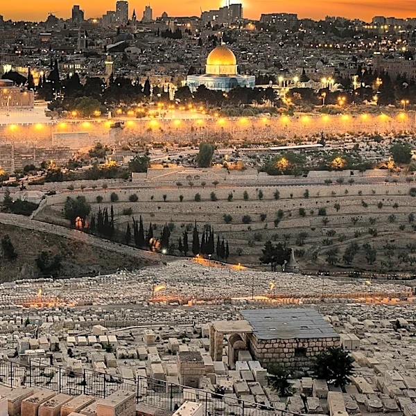 Redesigning Jewish Institutions to Integrate Israel into Jewish Identity