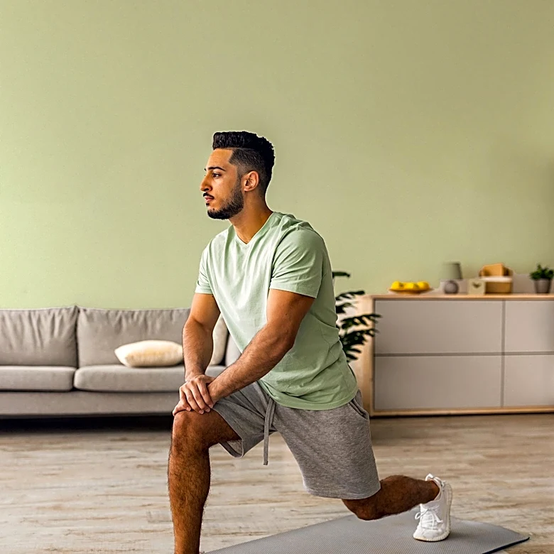 Trainer Recommends Home Exercises to Restore Leg Strength After 60