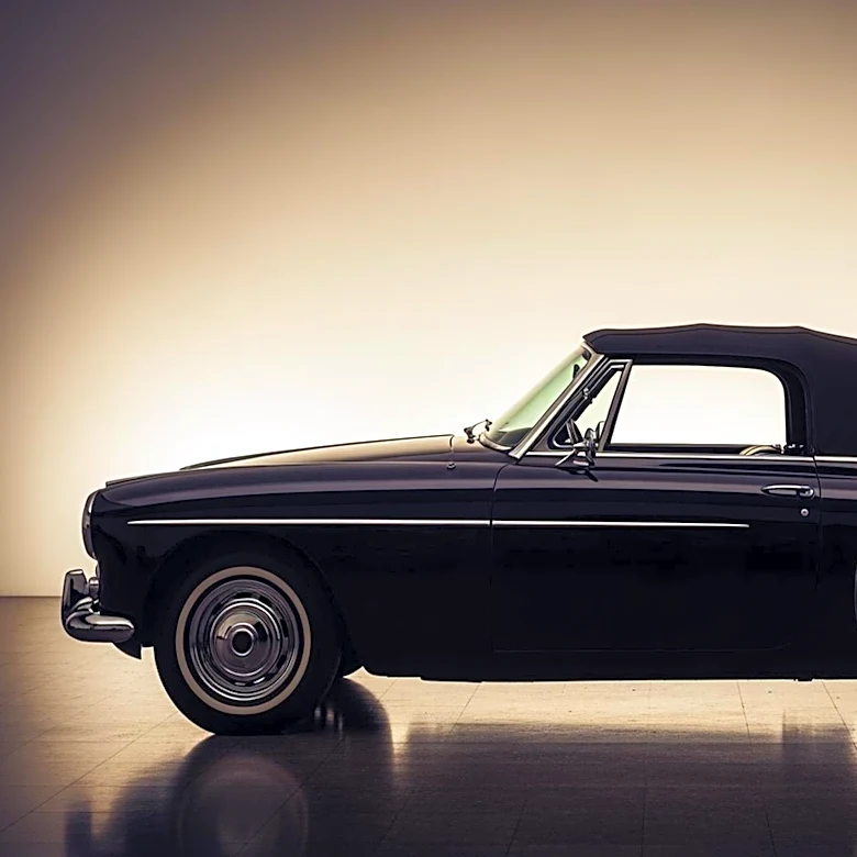 Chevrolet's Decision to Halt Convertible Corvette Production in 1975 and Its Impact on the Market
