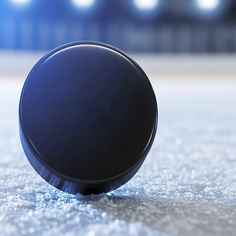 Analyst Recommends Ivar Stenberg for Toronto Maple Leafs in NHL Draft