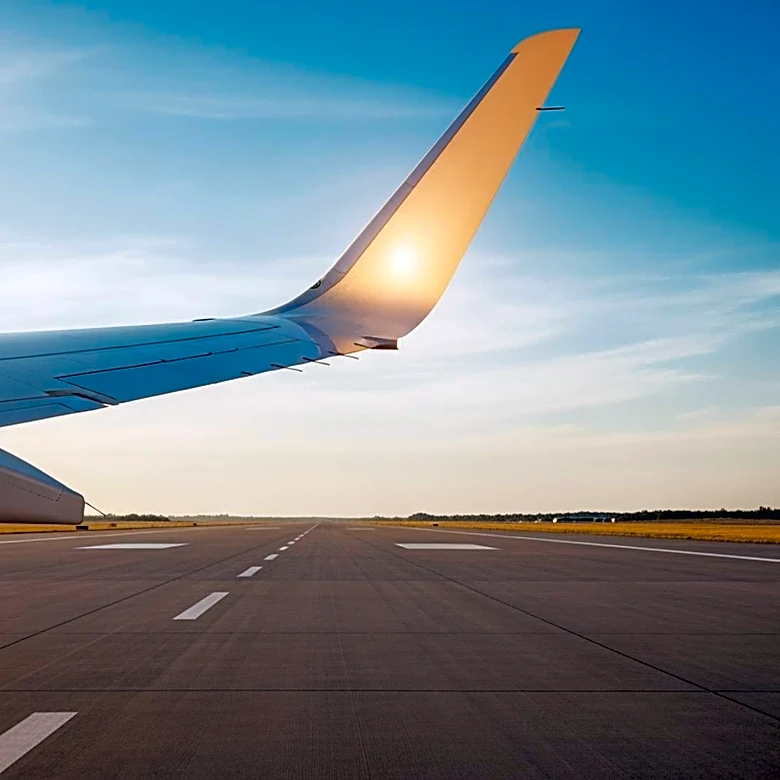 U.S. Airlines to Save $40 Billion as Jet Fuel Prices Plummet Post US-Iran Peace Deal