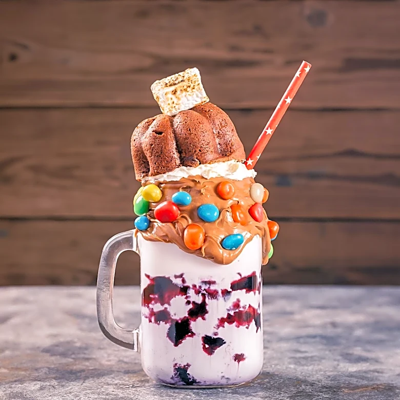 Scooter’s Coffee Introduces Limited-Time Beverages Inspired by Cosmic Brownies