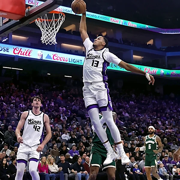 Milwaukee Bucks Choose Heat's Offer Over Celtics in Giannis Trade