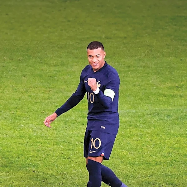 Kylian Mbappe Leads France to 3-0 Victory Over Iraq Amid Weather Delays