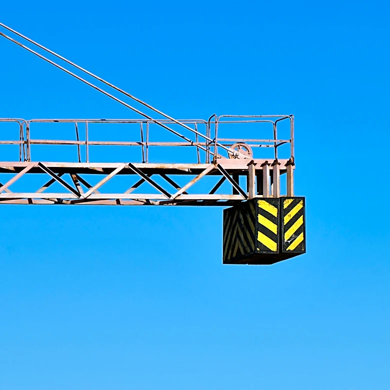 Manitowoc Expands Rapid Response Shop to Enhance Crane Repair Services