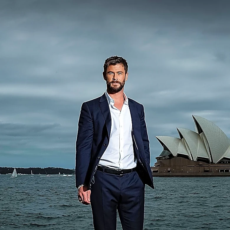 Envoyage Leadership Restructures as Nick Queale Departs, Impacting Australian Market Strategy