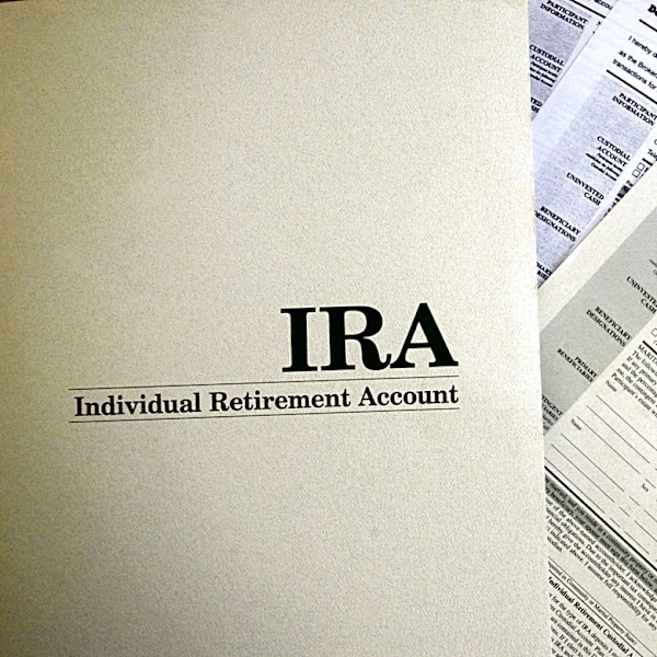 Retirees Face Challenges in Managing 401(k) Withdrawals for Sustainable Income