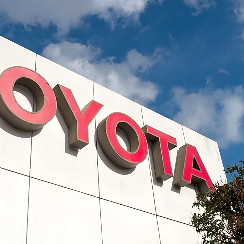 State Farm Introduces Enhanced Auto Claims Self-Service for Toyota and Lexus Owners