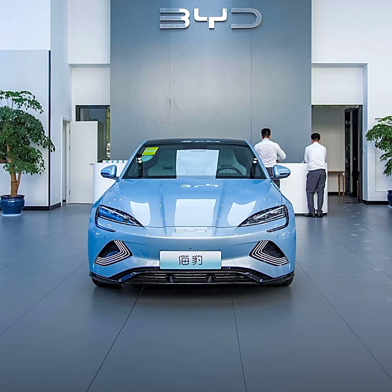 BYD Plans to Introduce Humanoid Robots in Car Showrooms