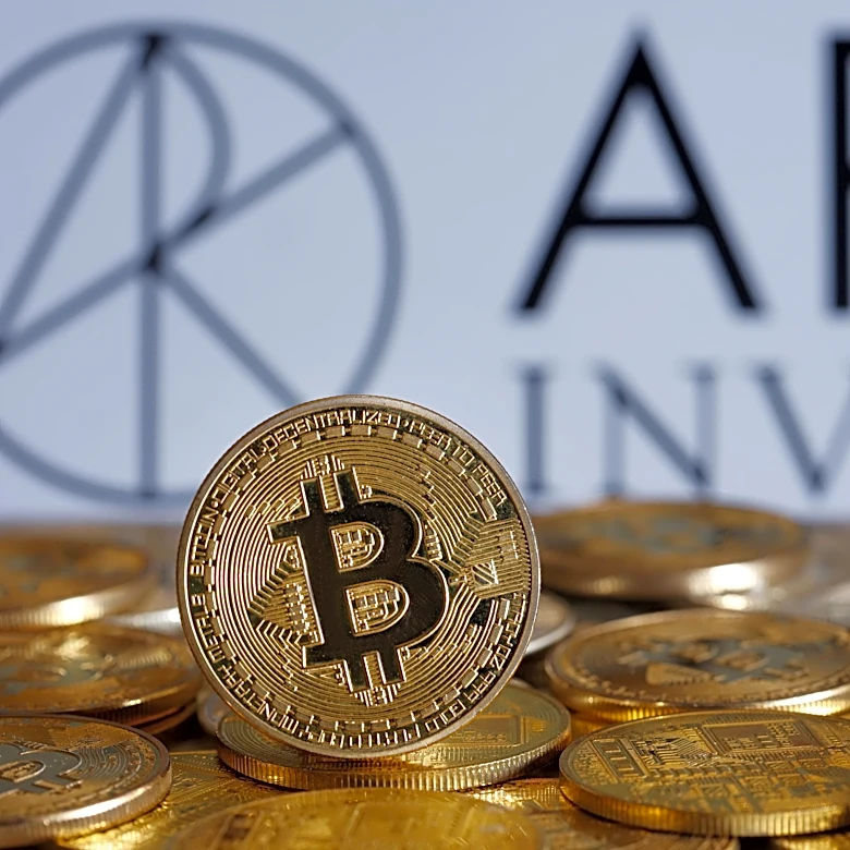 AI Stocks, Oil, and Bitcoin Influence Wall Street Amid Market Volatility