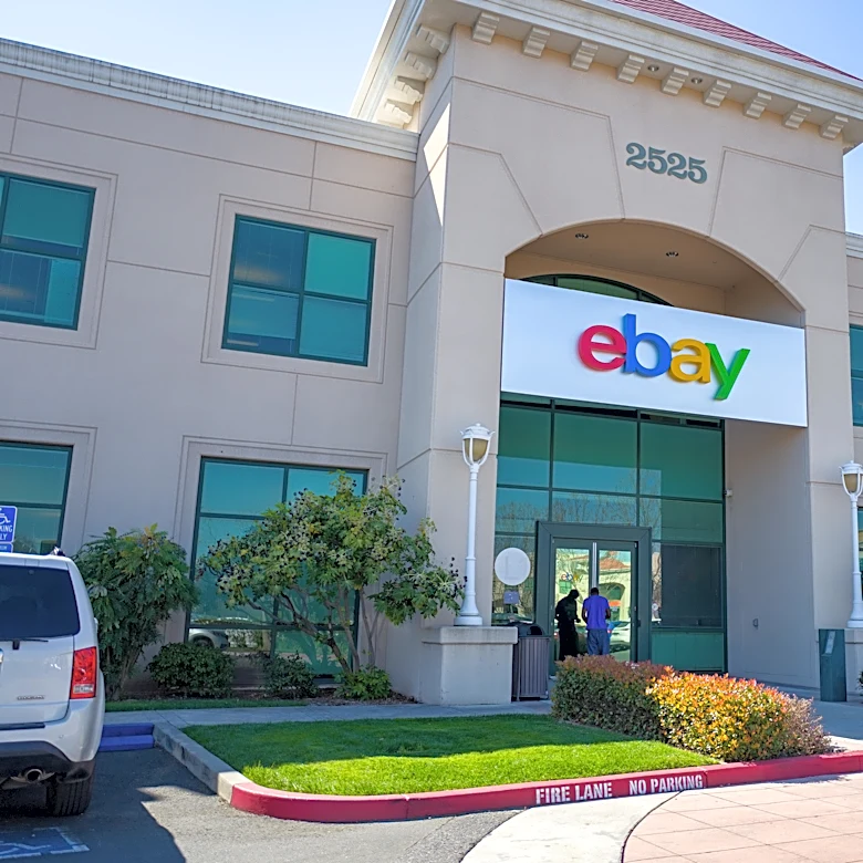 GameStop CEO Ryan Cohen Withdraws $35B Pay Deal to Focus on eBay Acquisition
