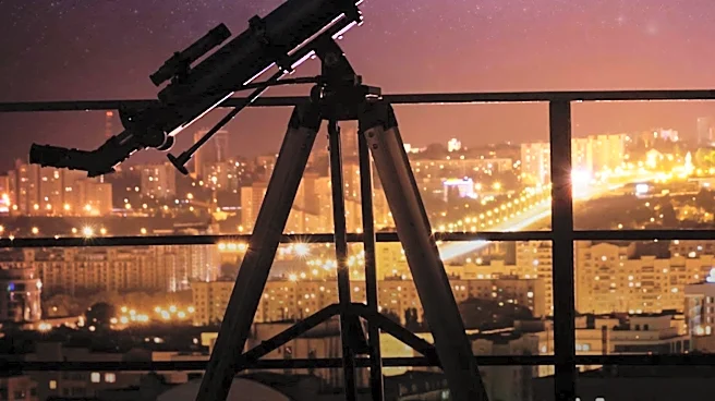 Amateur Astronomers Overcome Light Pollution for Urban Stargazing