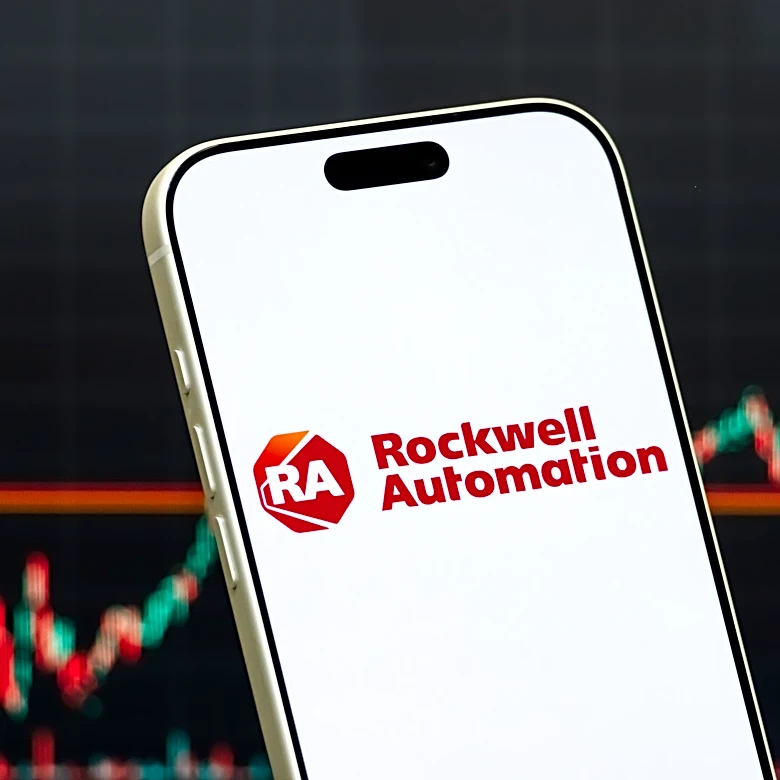 Stanley Druckenmiller Invests in AI Infrastructure Stocks Amid Growing Market